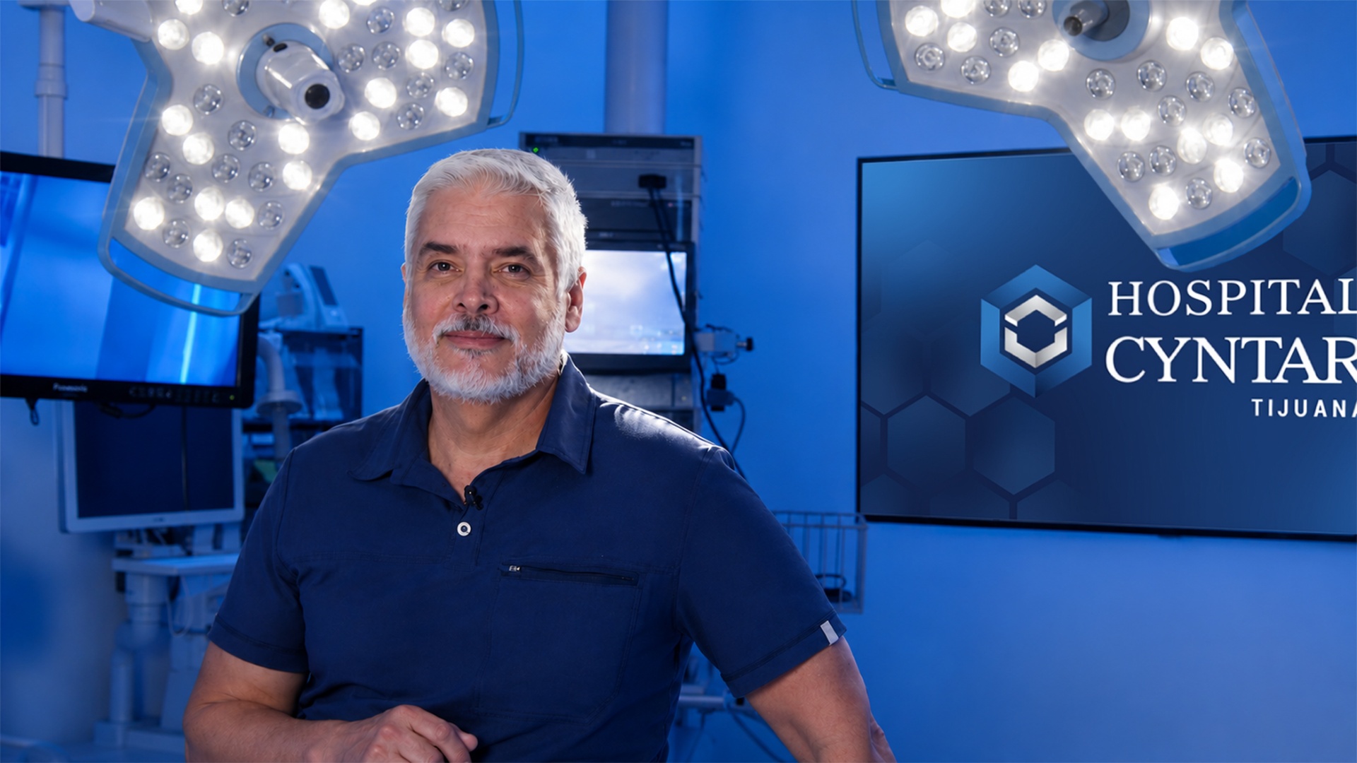 Dr. Ortiz in a Hospital CYNTAR® operating room.